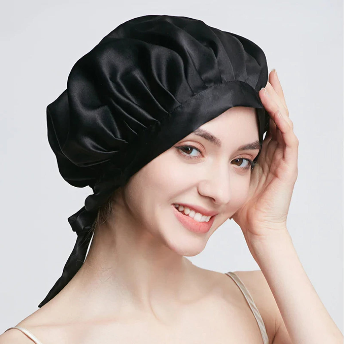 Gorro de seda de doble capa con correa ajustable garantizado para mantenerse en su lugar toda la noche