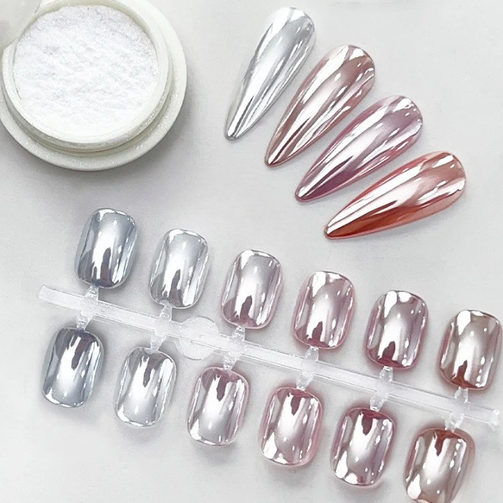 Mirror Chrome Nail Powder for High-Gloss Metallic Manicure Finish – Works on Gel, Acrylic & Natural Nails – Easy DIY Application for Salon-Q | Thomler