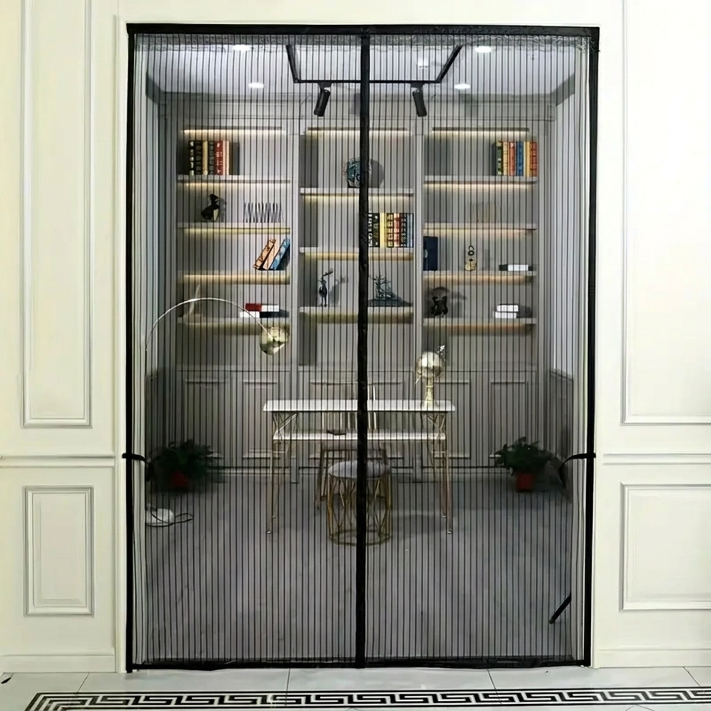 Magnetic Screen Door with Auto-Close – Hands-Free Entry for Patios & Decks