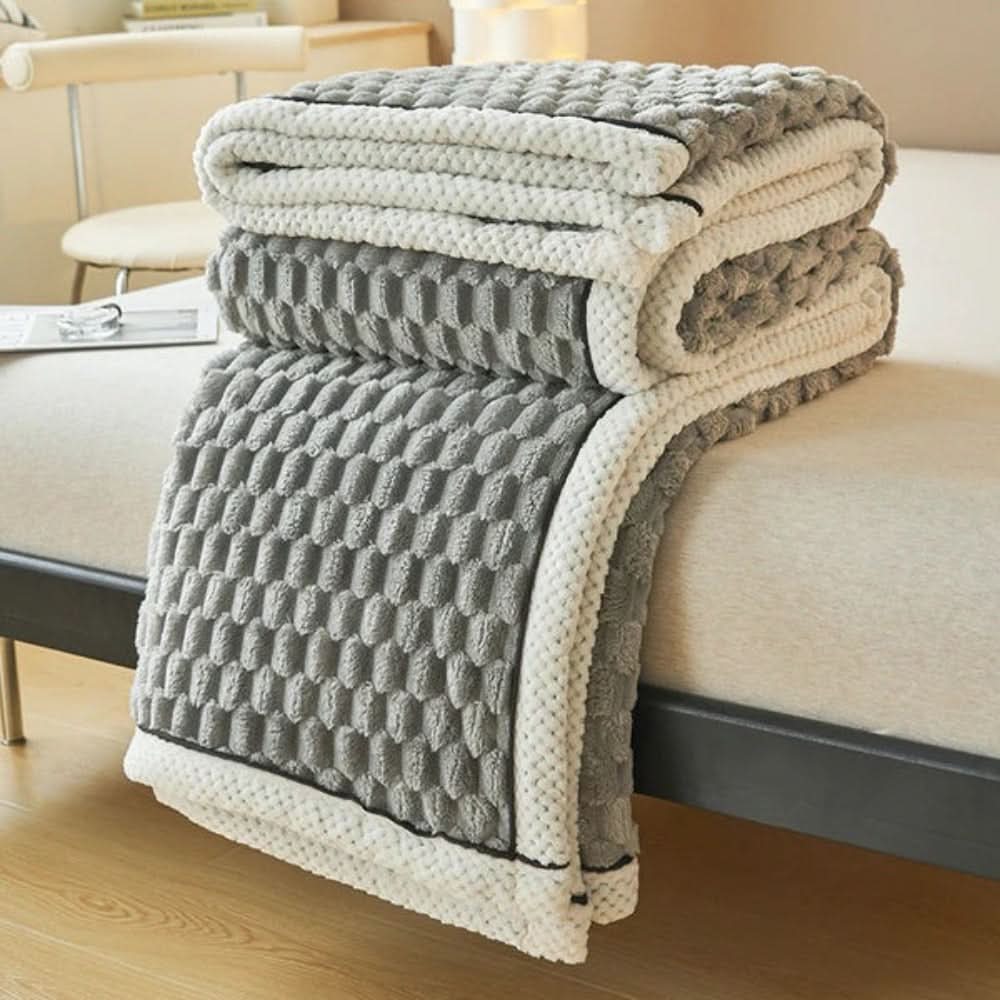 Plush Sherpa Fleece Throw Blanket – Ultra-Soft Textured Cuddle Layer for Couch, Bed & Travel