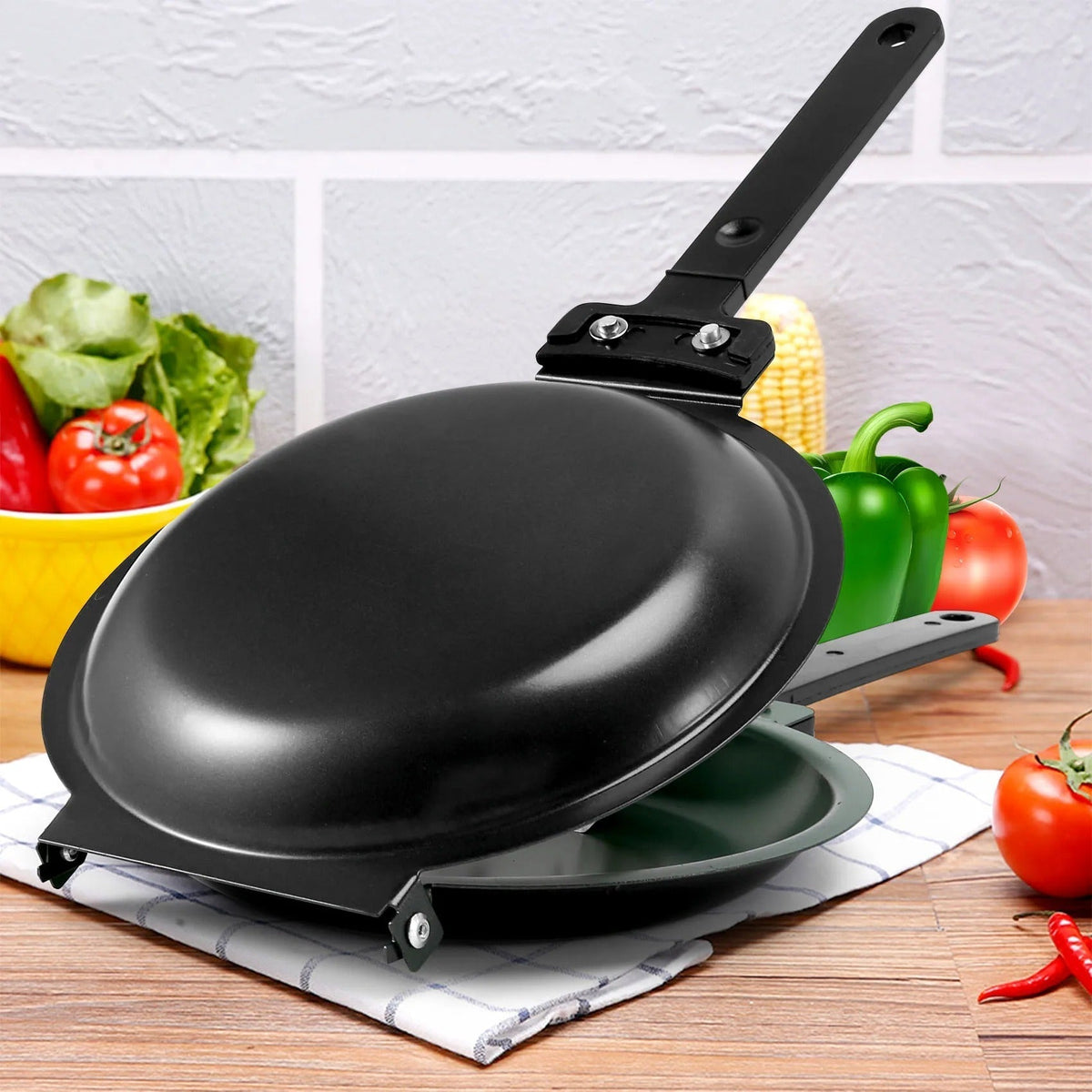Flip-Top Dual-Sided Omelet Skillet 7.5 Inch Nonstick Breakfast Egg Cooker Stainless Steel Enclosed Flipper Pan for Quick Morning Meals Kitch | Thomler