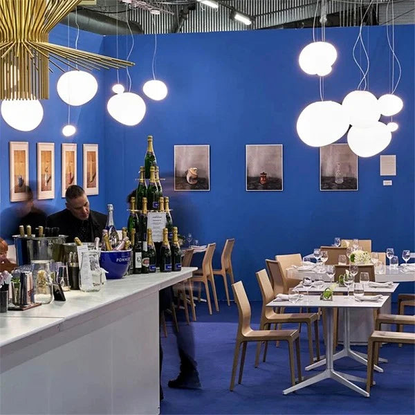 Plafondlamp met matglazen bol en verstelbaar snoer voor eetkamer, keukeneiland, slaapkamer, hal, plafondverlichting, modern accent van ijzer | Thomler