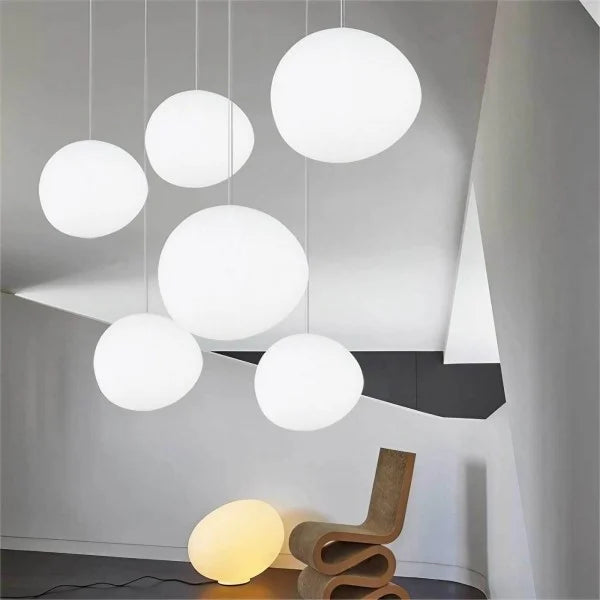 Plafondlamp met matglazen bol en verstelbaar snoer voor eetkamer, keukeneiland, slaapkamer, hal, plafondverlichting, modern accent van ijzer | Thomler