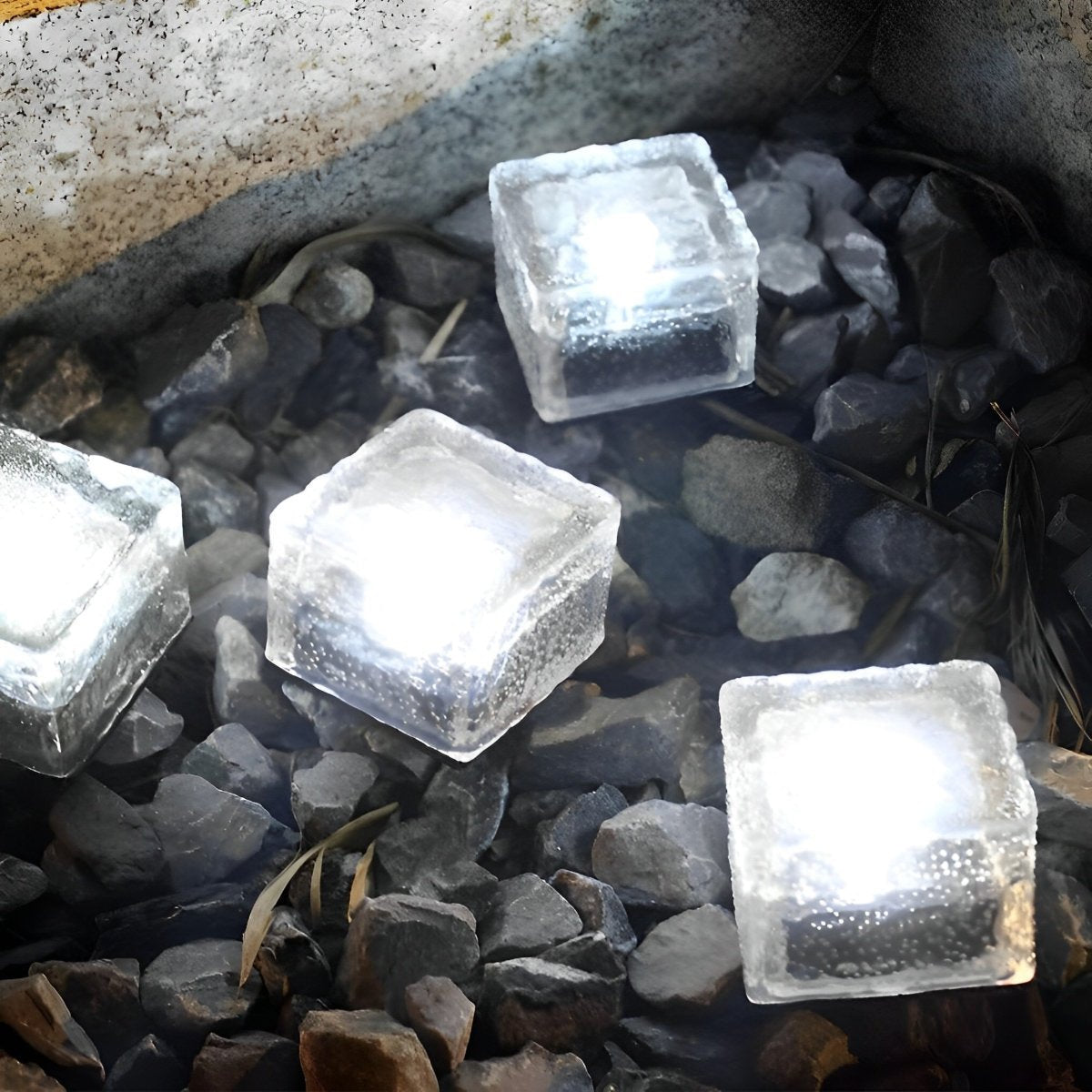 Luces solares para caminos con diseño de cubo de cristal para jardines y senderos, iluminación LED de jardín resistente a la intemperie con cambio de color