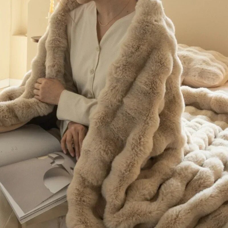 Ultra-Soft Plush Throw Blanket for Couch, Bed & Living Room – Cozy Fleece Cover for Winter Warmth