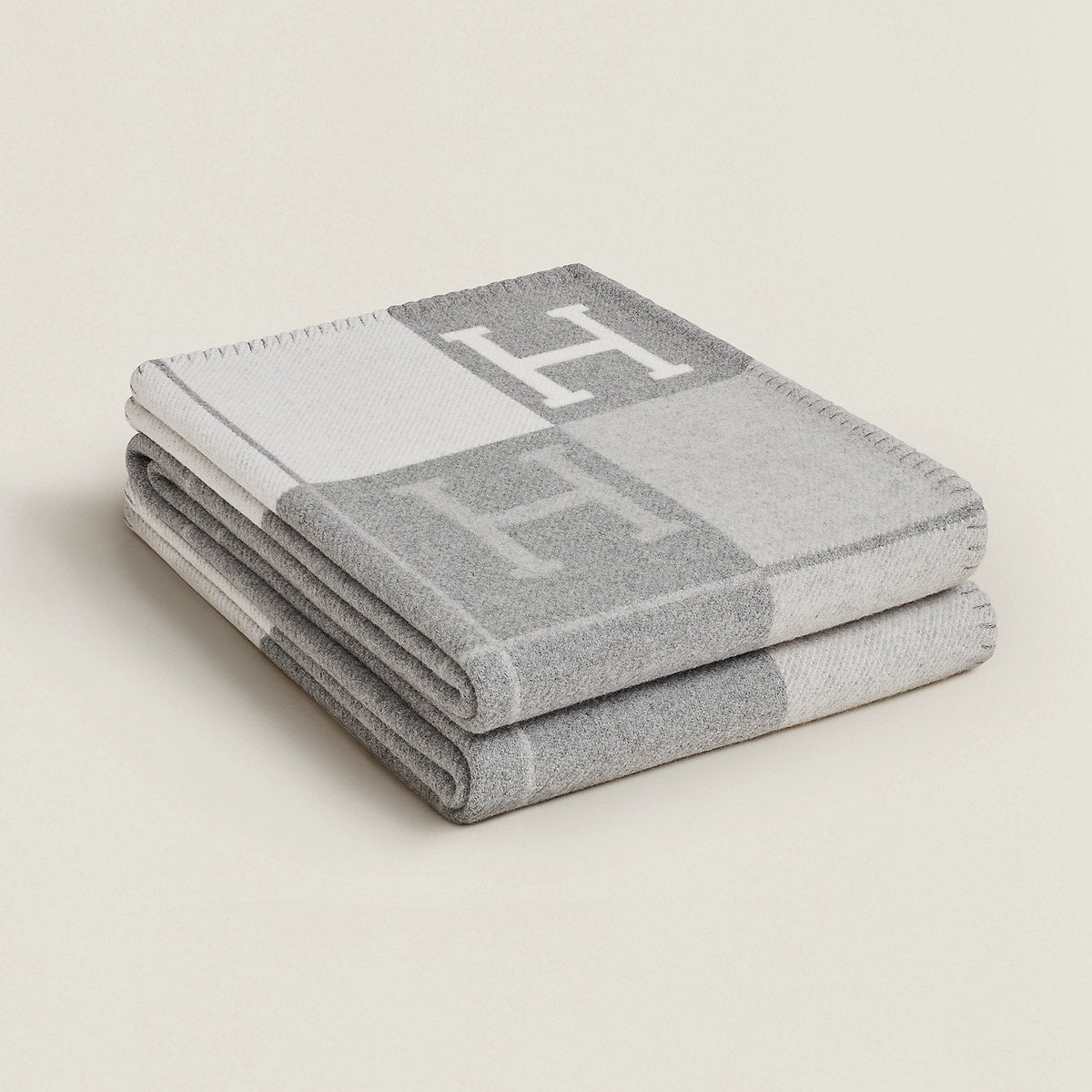 Luxe Wool-Cashmere Wool Cashmere Blanket