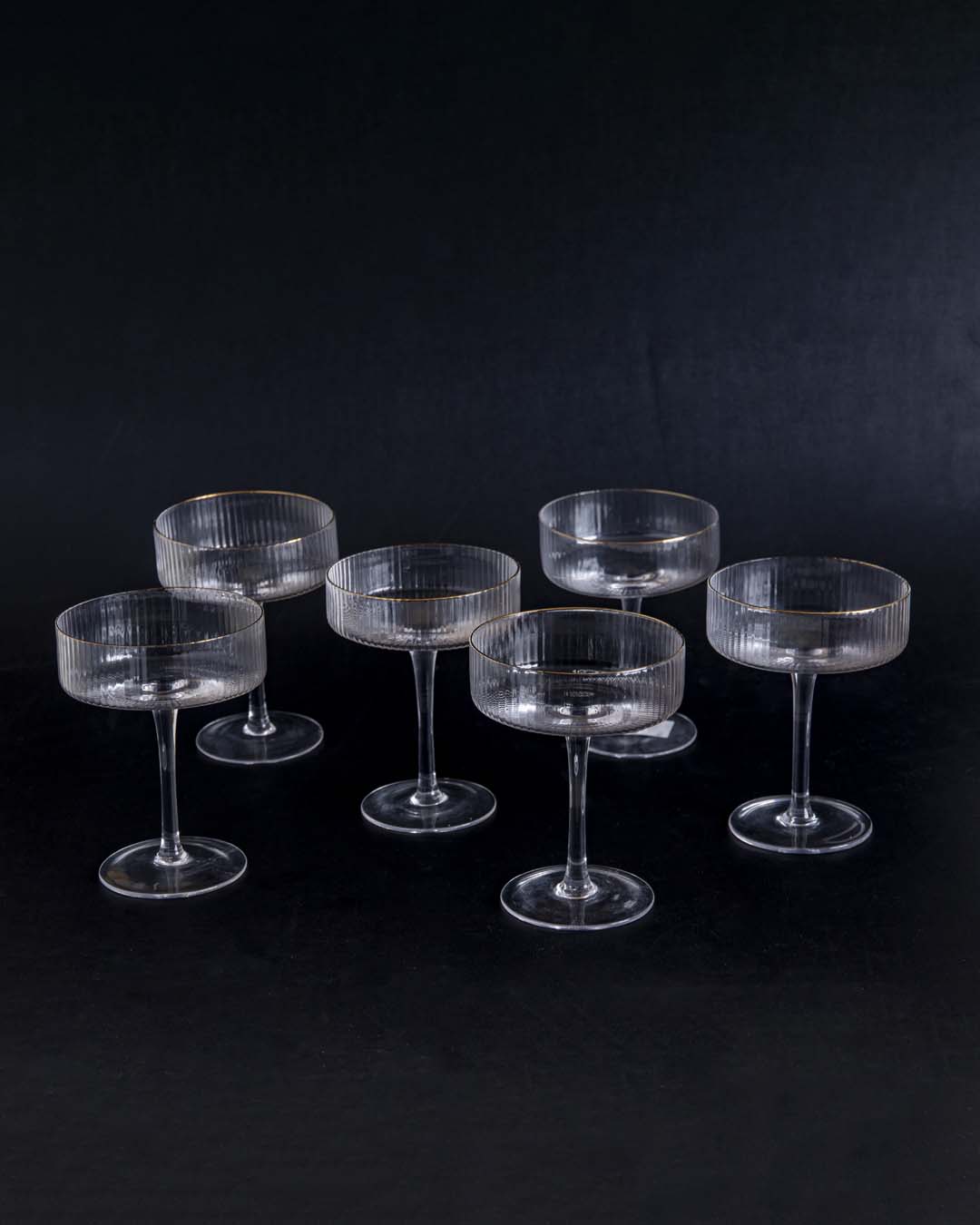 Juego de 6 copas de cóctel tipo cupé acanaladas: elegantes vasos sin tallo para servir martinis y postres en fiestas, bodas y reuniones