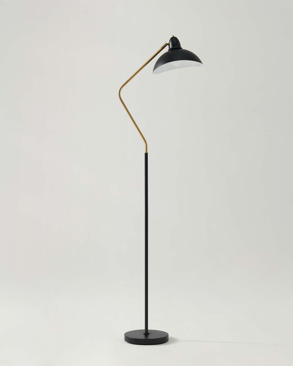 Verstelbare boogvloerlamp met draaibare kap, zwart/goud, 173 cm hoog, voor leeshoek, woonkamer, slaapkamer, studeerkamer, kantoor, moderne staande leeslamp | Thomler