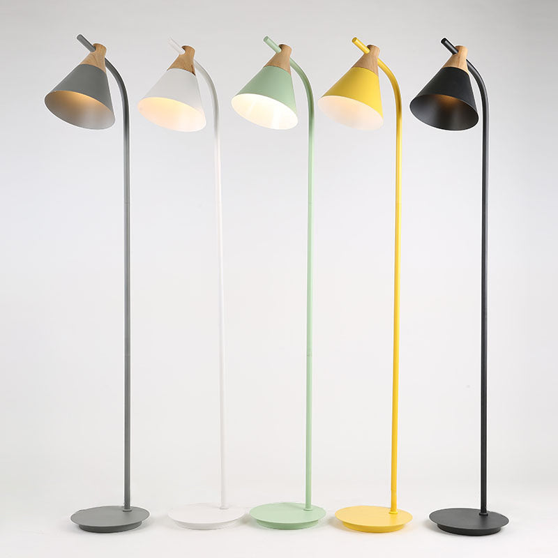 Standing Light Fixture Metal 61 Inch Adjustable E26 Socket Contemporary Upright Illumination