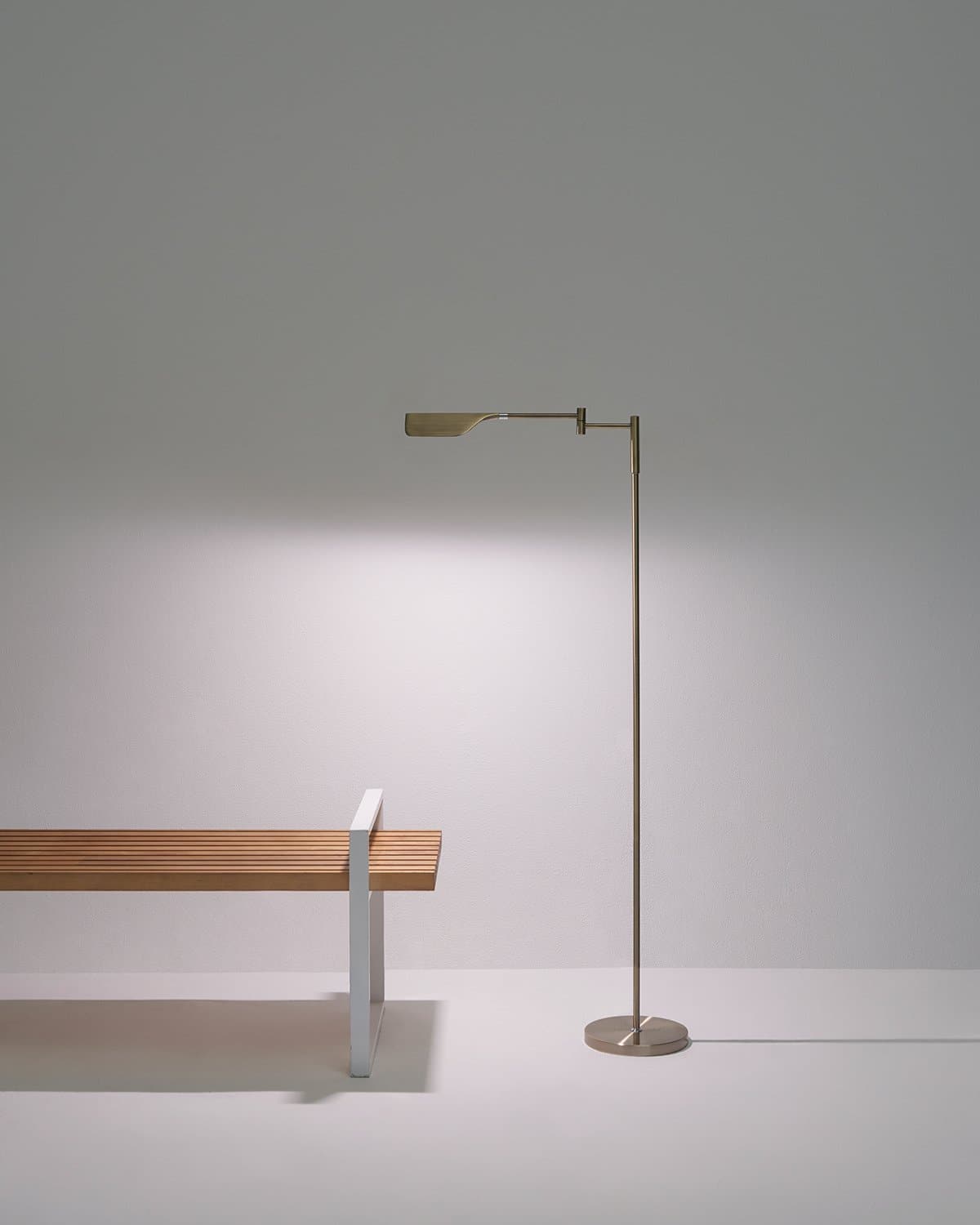 Touch-Dimming Metal Standing Lamp 53 in Tall with Integrated LED for Bedroom Living Room Reading Nook Organic Leaf Shape Warm 3000K Lighting | Thomler