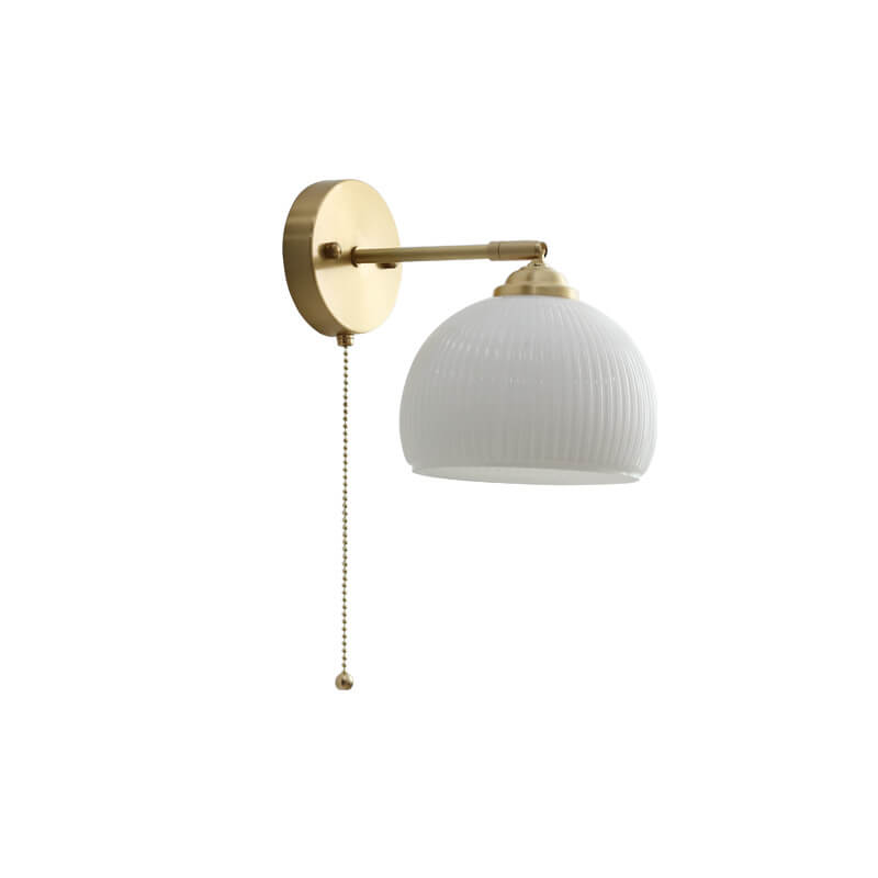 Lámpara de pared compacta, pantalla blanca con detalles en latón, 6 pulgadas de ancho, para dormitorio, pasillo, rincón de lectura, iluminación ambiental, casquillo E26, estilo moderno minimalista | Thomler
