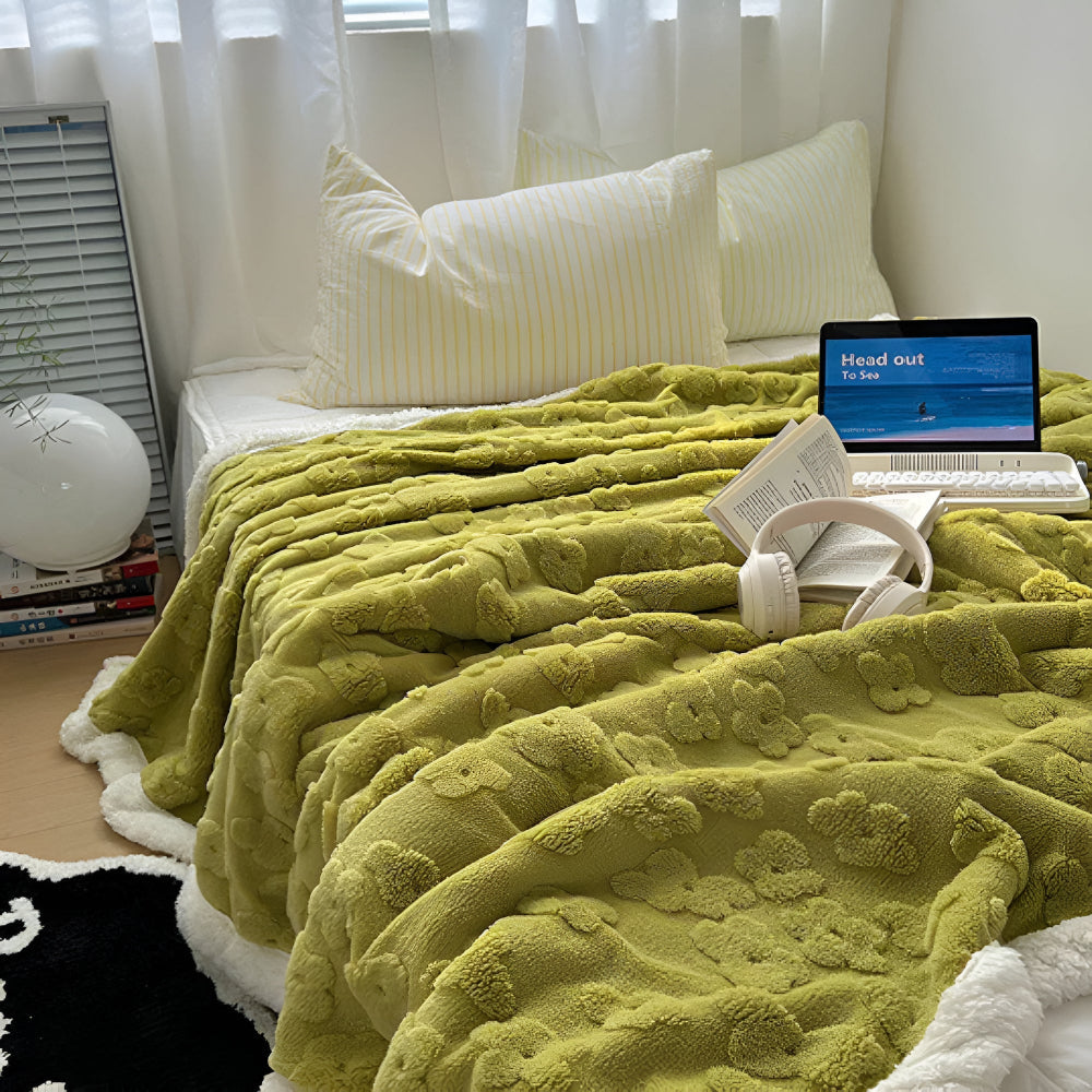 Sherpa Fleece Throw Blanket – Soft Warm Blanket for Couch, Bed & Travel