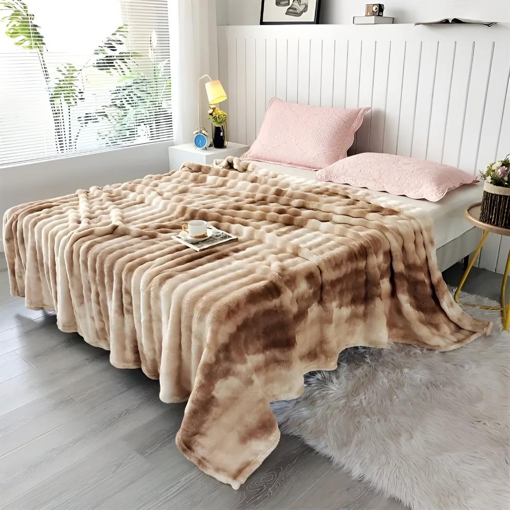 Swirl-Dyed Faux-Fur Throw Blanket – Plush & Cozy for Couch, Bed & Travel