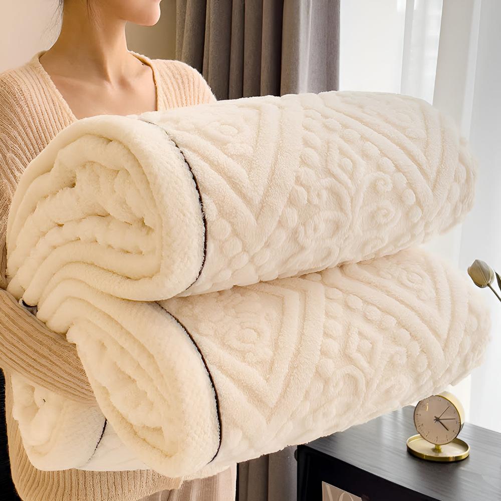 Carved Plush Throw with Sherpa Backing – Double-Sided Blanket for Bed, Couch & Travel
