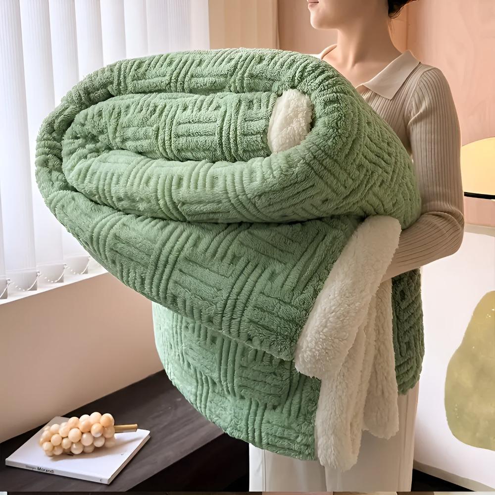 Double-Sided Fleece Throw Blanket with Textured Weave Pattern – Heavyweight Winter Warmth for Bed, Couch & Outdoor Use