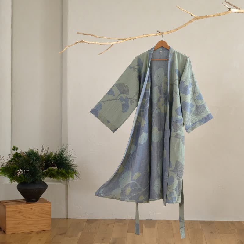 Wendbarer Baumwoll-Kimono für Damen mit Ginkgo-Blatt-Print – Leichter Spa-Bademantel mit Gürtel & zweifarbigem Design