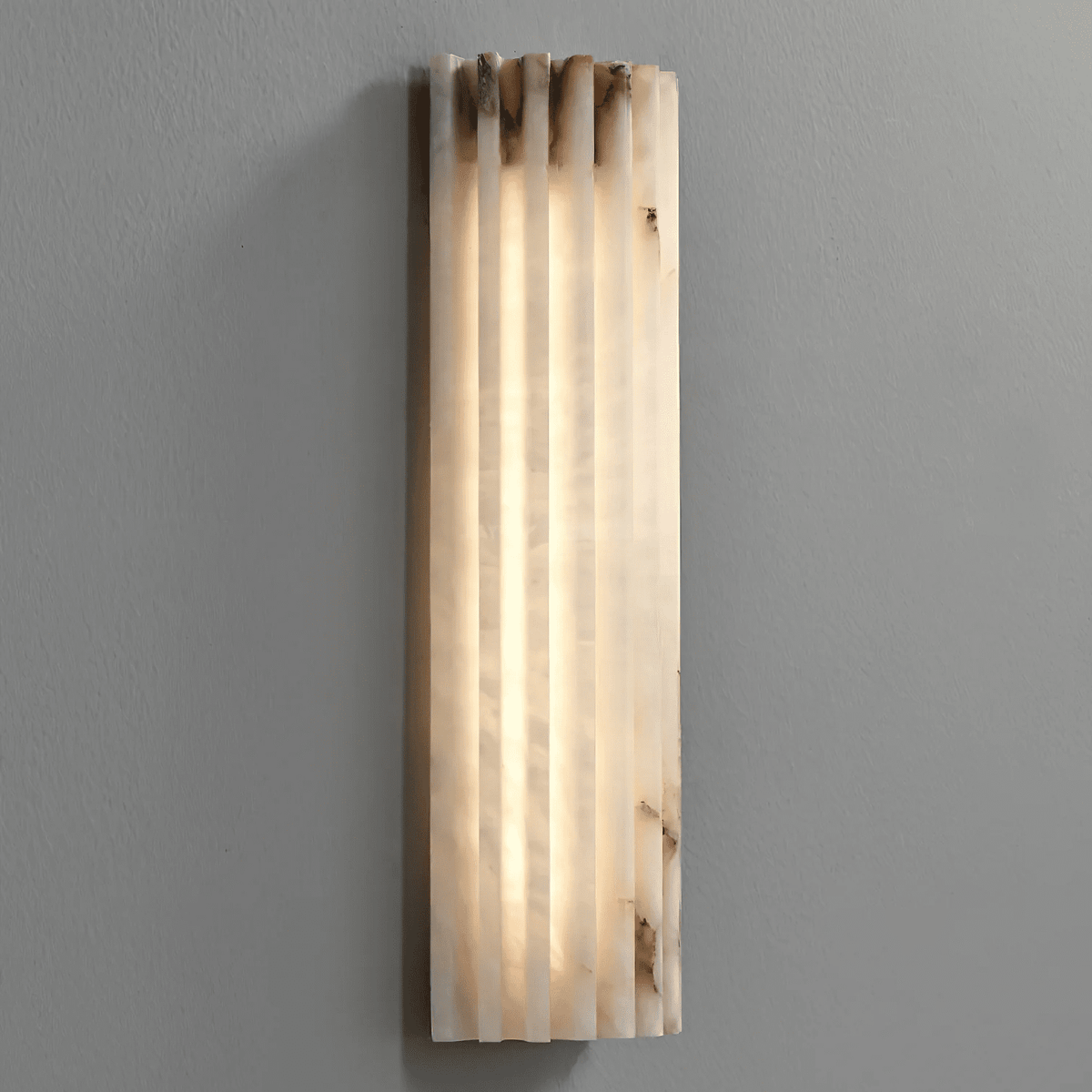 Aplique de pared de piedra natural de 12 pulgadas con LED integrado y superficie estriada, lámpara de interior para dormitorio, pasillo y sala de estar con luz ambiental cálida | Thomler