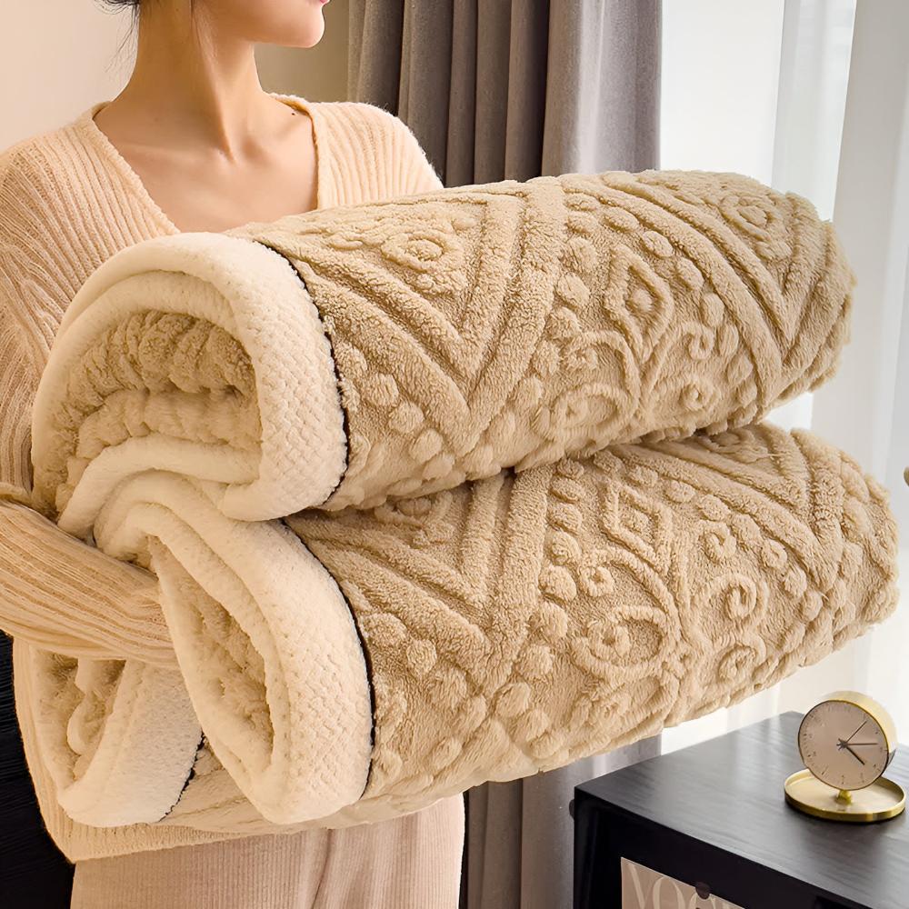 Carved Plush Throw with Sherpa Backing – Double-Sided Blanket for Bed, Couch & Travel