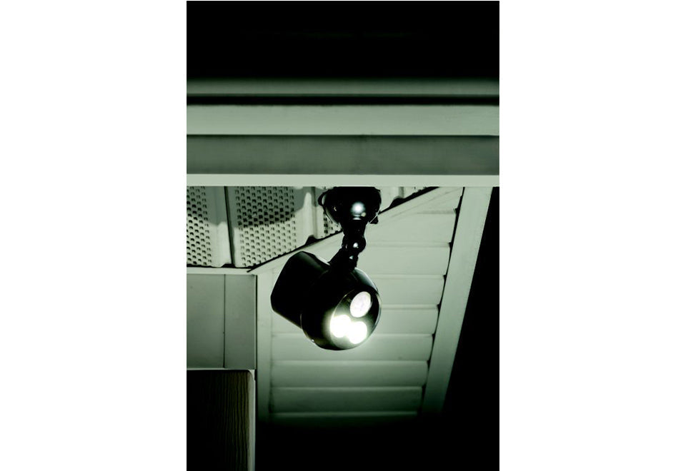 Wireless Motion Activated Spotlight