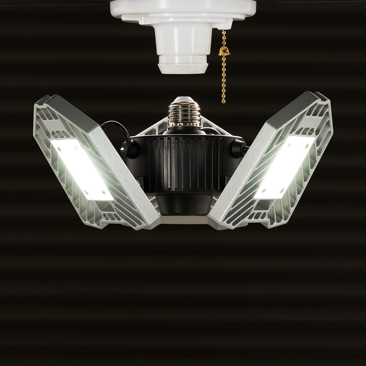 Luz de garaje con sensor de movimiento