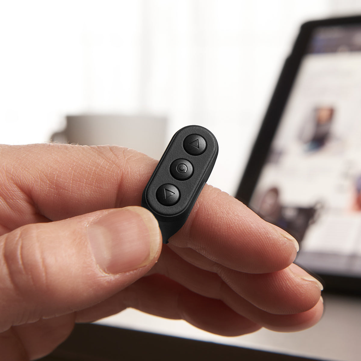 Social-Media-Swiper mit Bluetooth