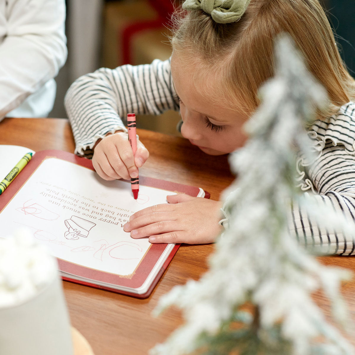 Interaktiver Weihnachtsmann-Anhänger mit Tagebuch