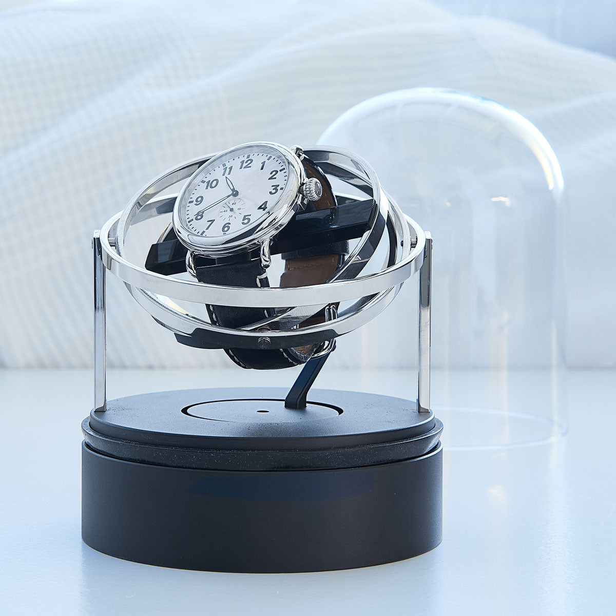 Automatischer Uhrenbeweger mit Glasgehäuse