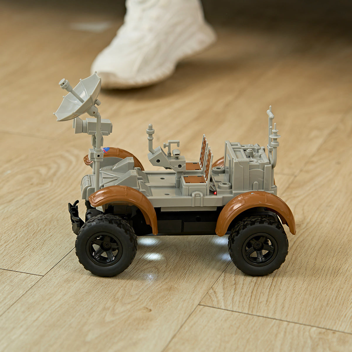 Smithsonian ferngesteuerter Mond-Rover