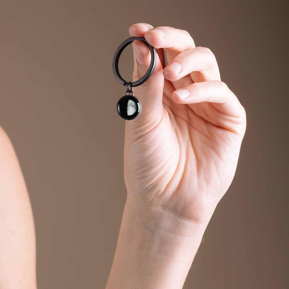 Gepersonaliseerde gegraveerde sleutelhanger met jouw eigen maanfase