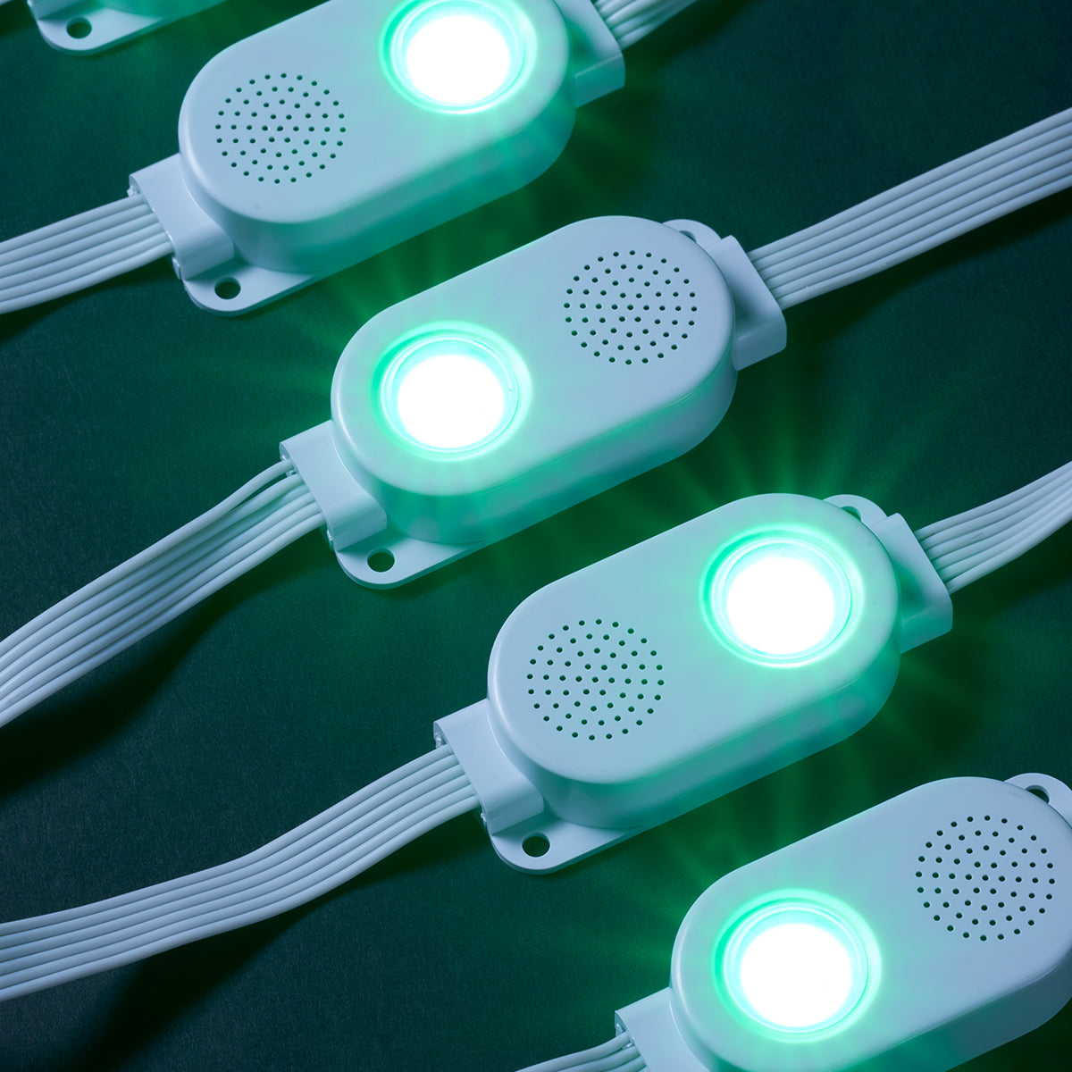 Intelligente LED-Lichterkette mit Lautsprechern