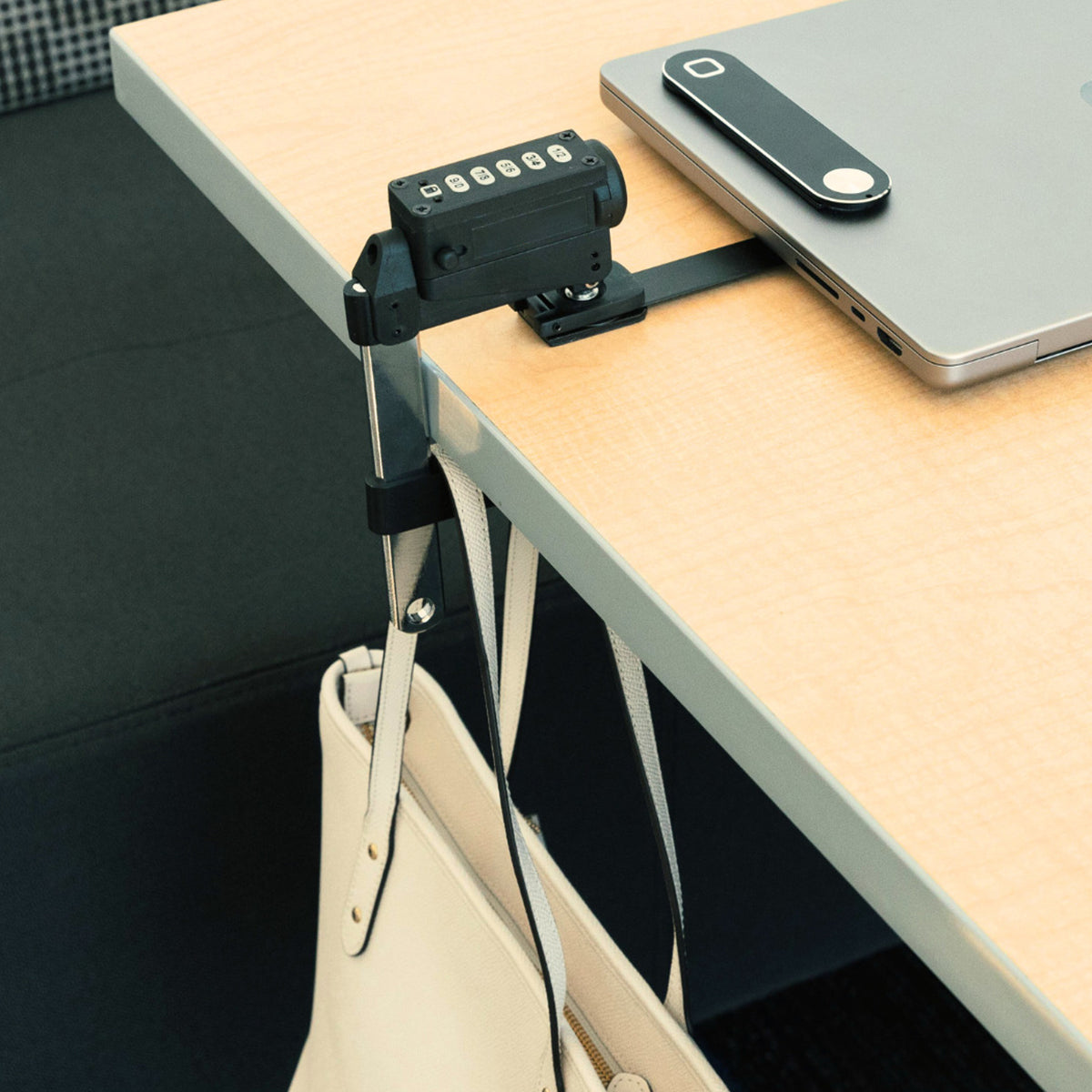 Universelles Diebstahlsicherungsschloss für Laptops