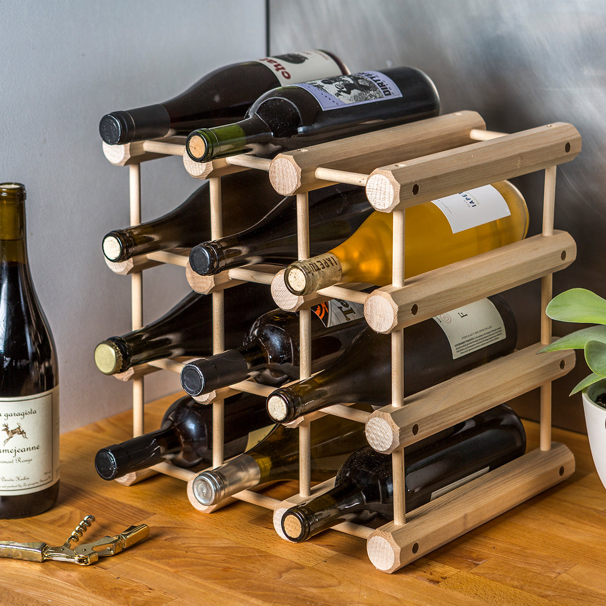 Modulares Weinregal für 12 Flaschen