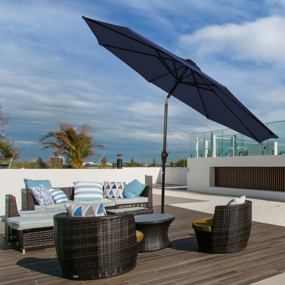 9' Solar-Sonnenschirm mit LED-Beleuchtung für Terrassentische