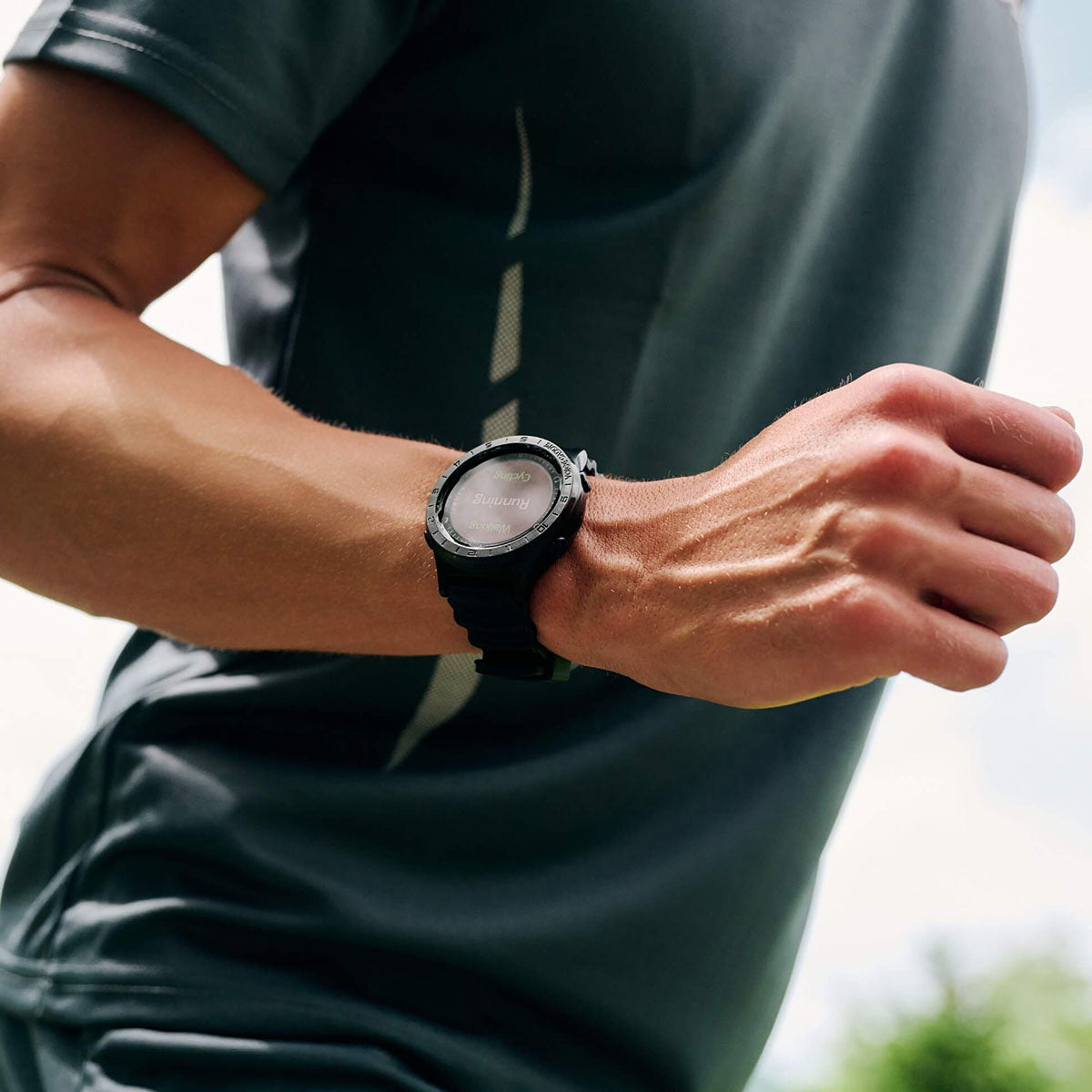 Hybrid-Golf-GPS-Uhr