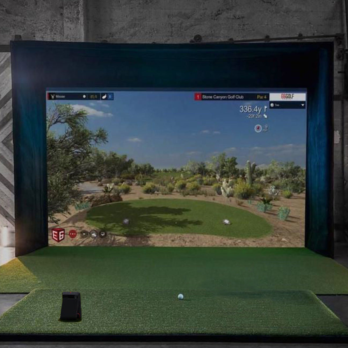 PRO Launch Monitor and 3D Driving Range Simulator