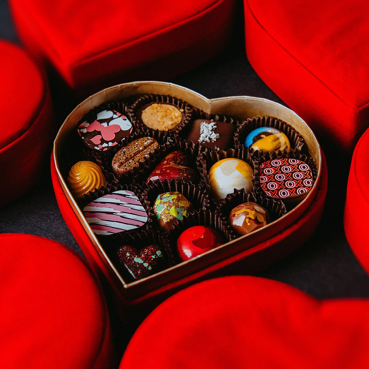 The Chocolate Season 14-delige fluwelen hartvormige doos