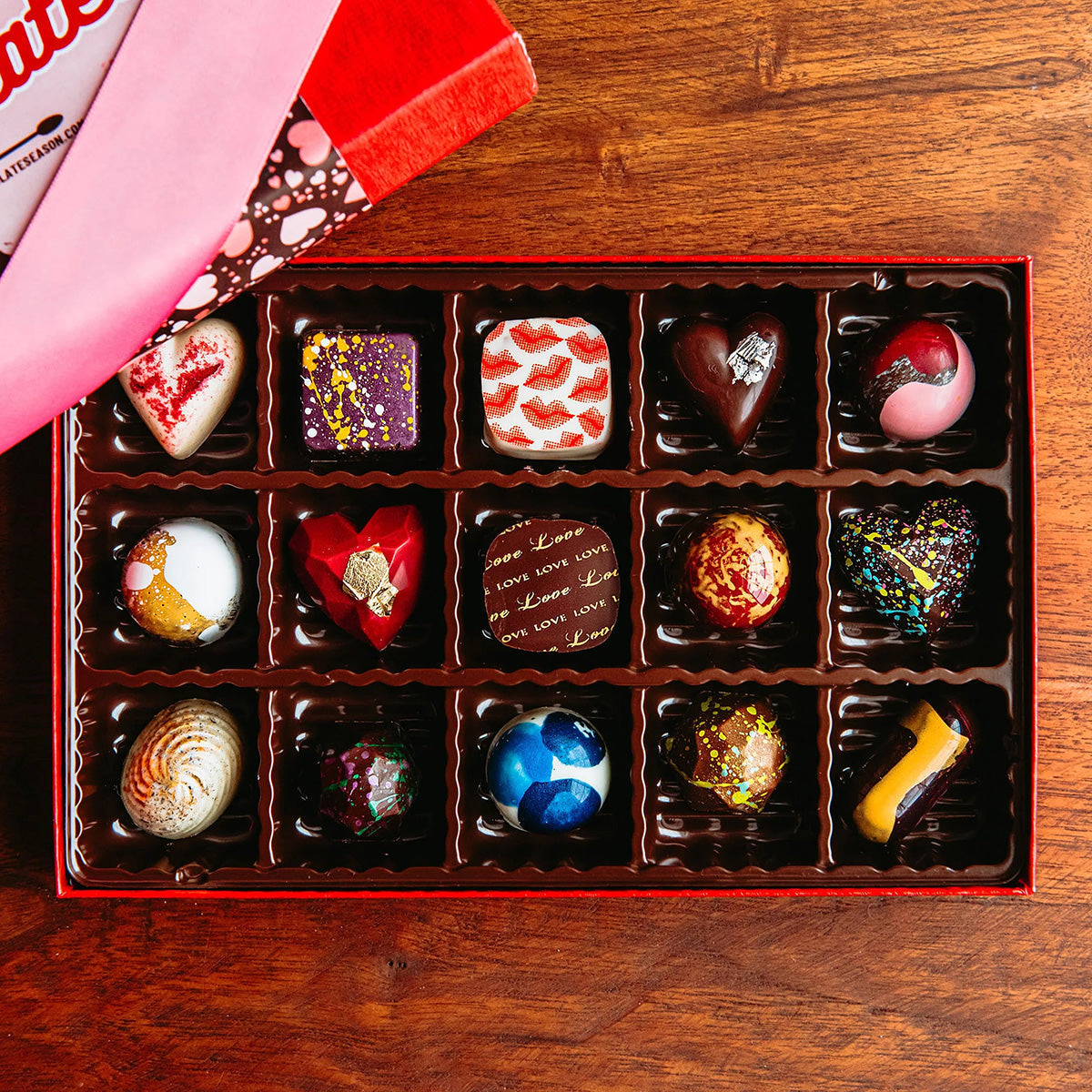 The Chocolate Season Valentijnsdag 15-delige ambachtelijke chocolade