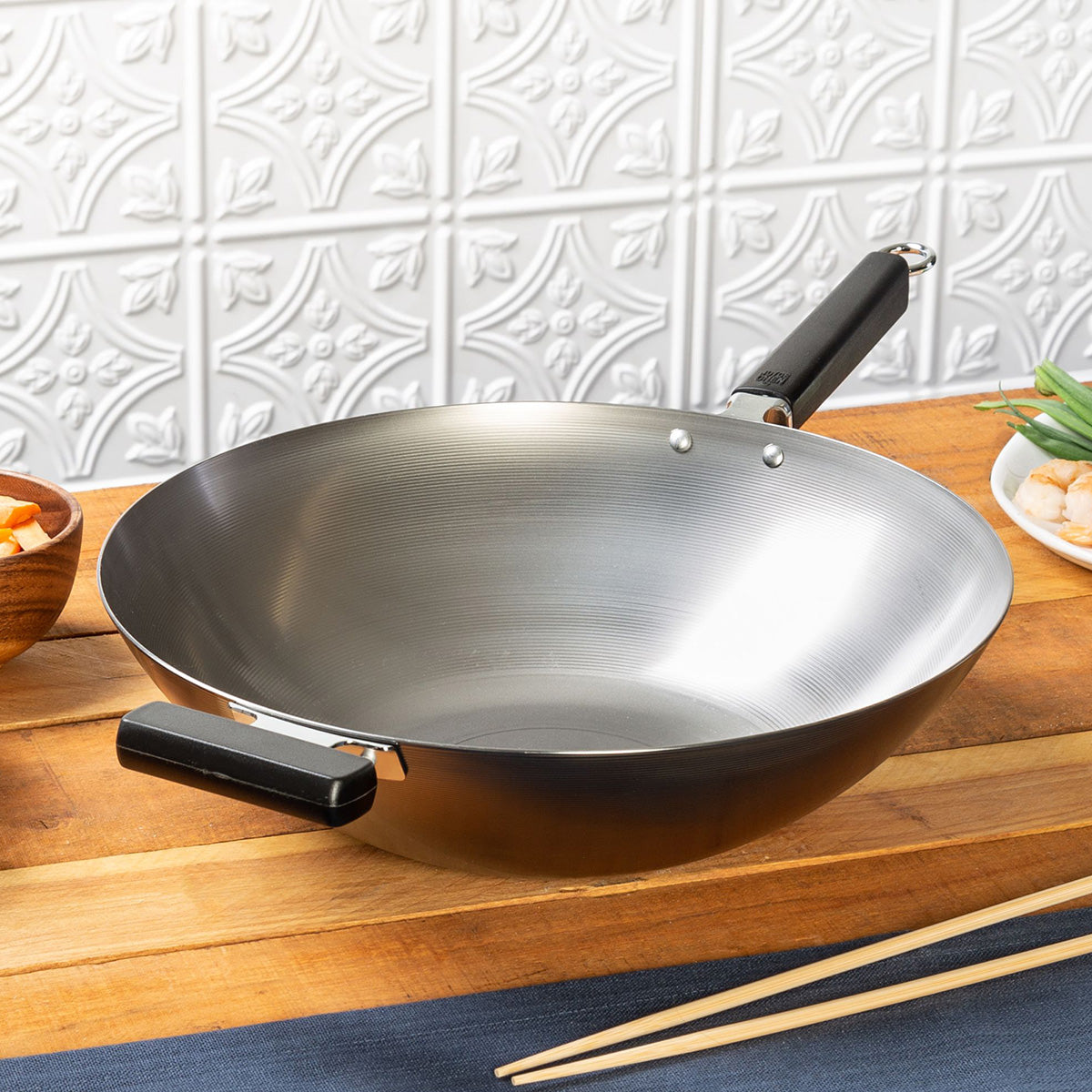 Professionele 14-inch wok van koolstofstaal met platte bodem
