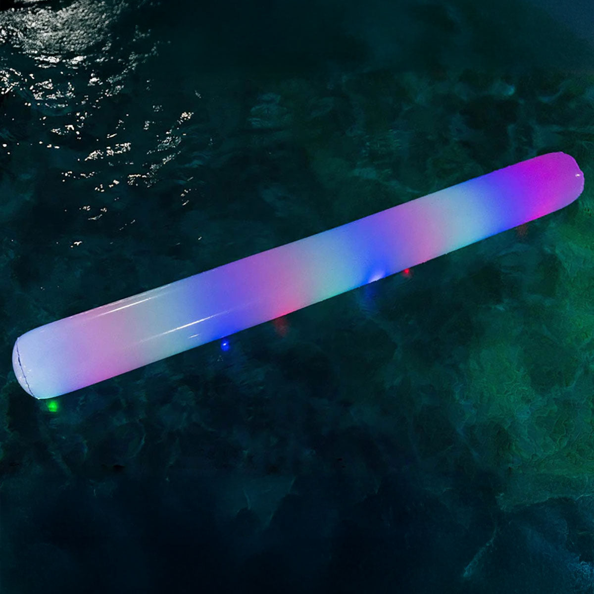 Riesige LED-Poolnudel