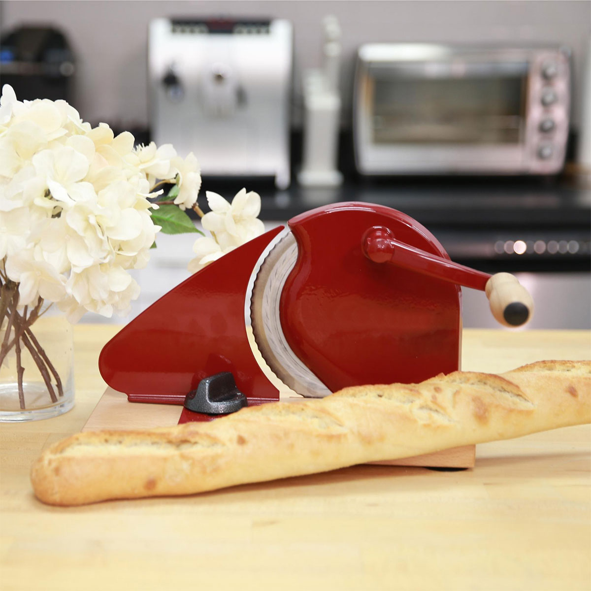 Klassische Brotschneidemaschine