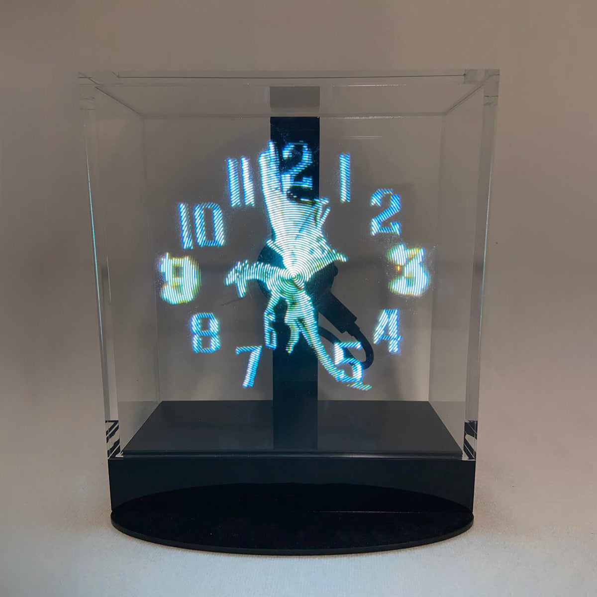Holografische Analoguhr