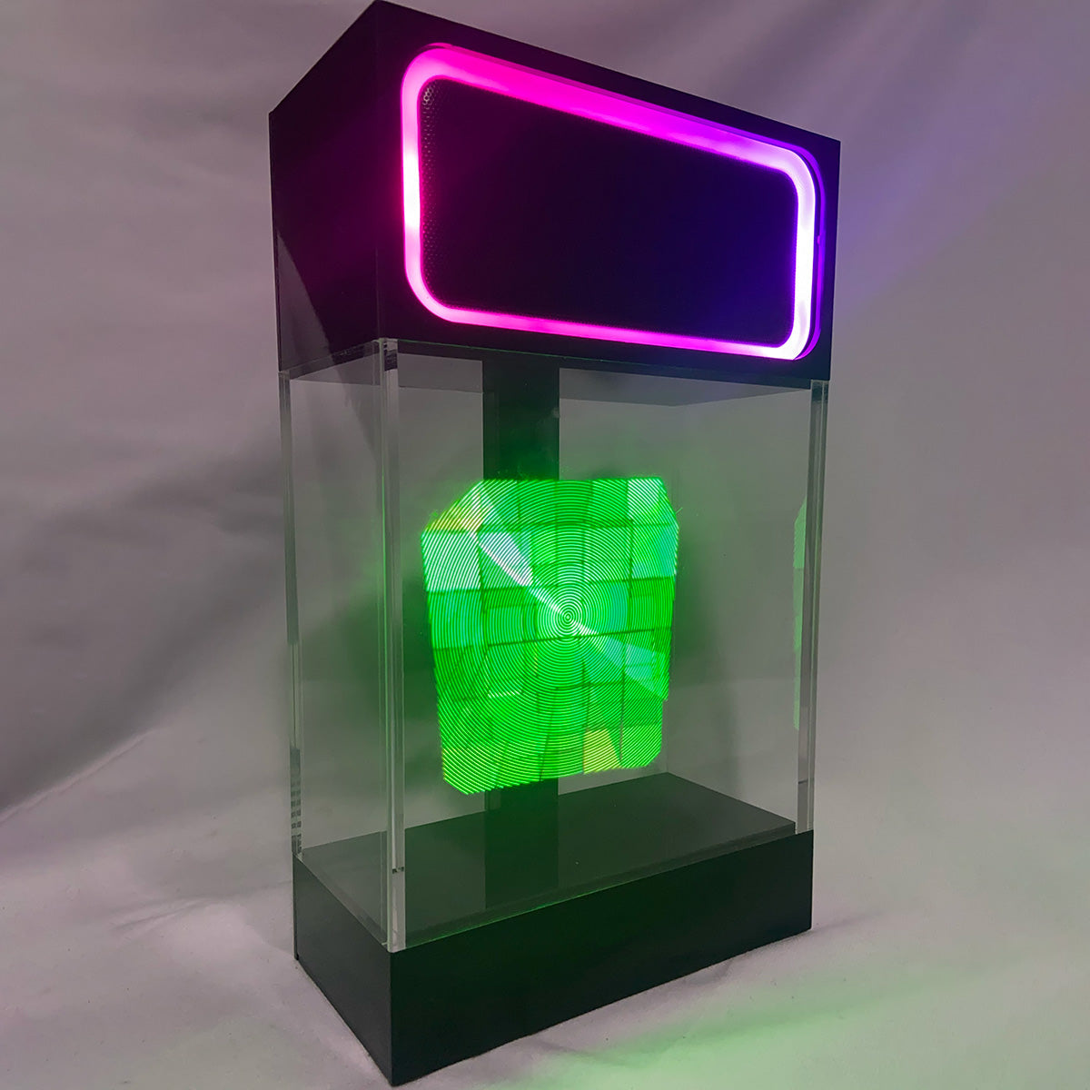 Altavoz inalámbrico holográfico