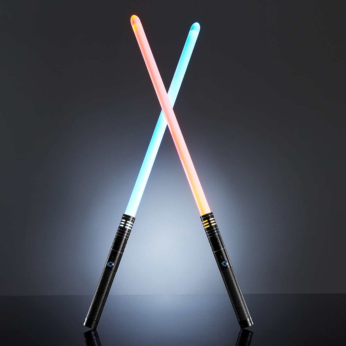 Espadas láser con luz y sonido – Set doble conectable