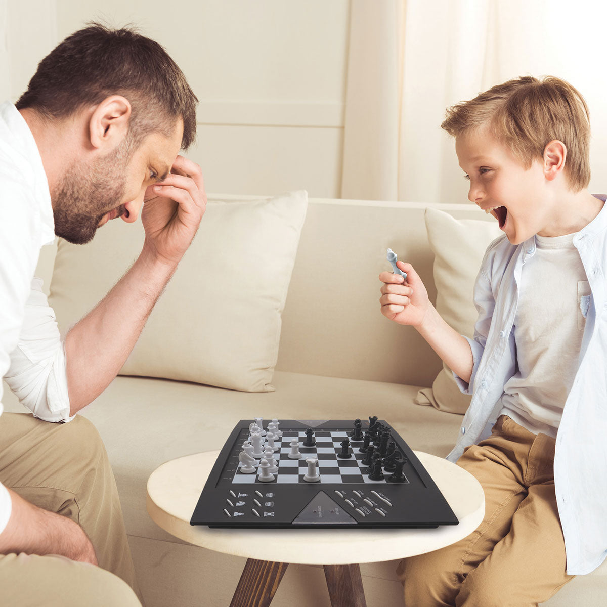 Electronic Chess Game