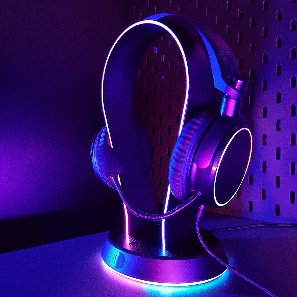 LED-Gaming-Headset mit Ständer und Mikrofon