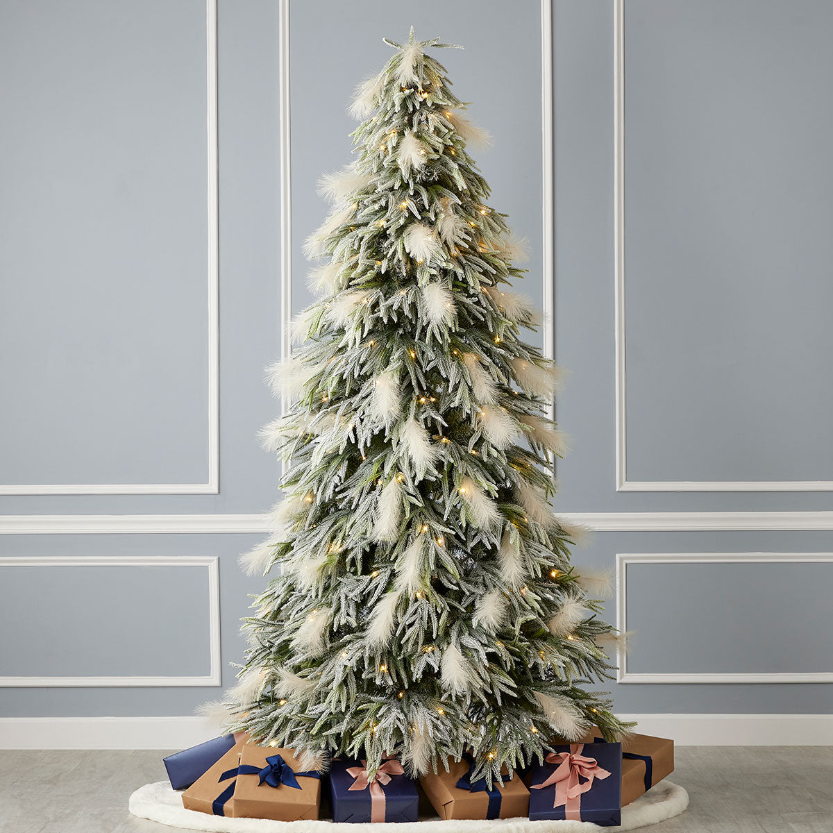 7,5' Tannen- und Pampasgras-Weihnachtsbaum