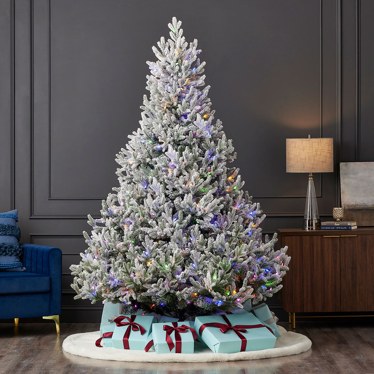 Árbol de Navidad de abeto Fraser nevado