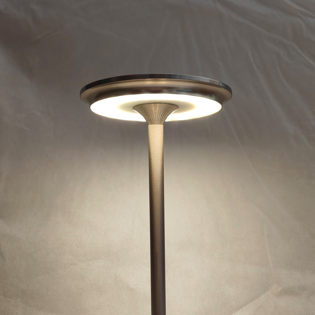 Insektenabwehrlampe für den Innen- und Außenbereich