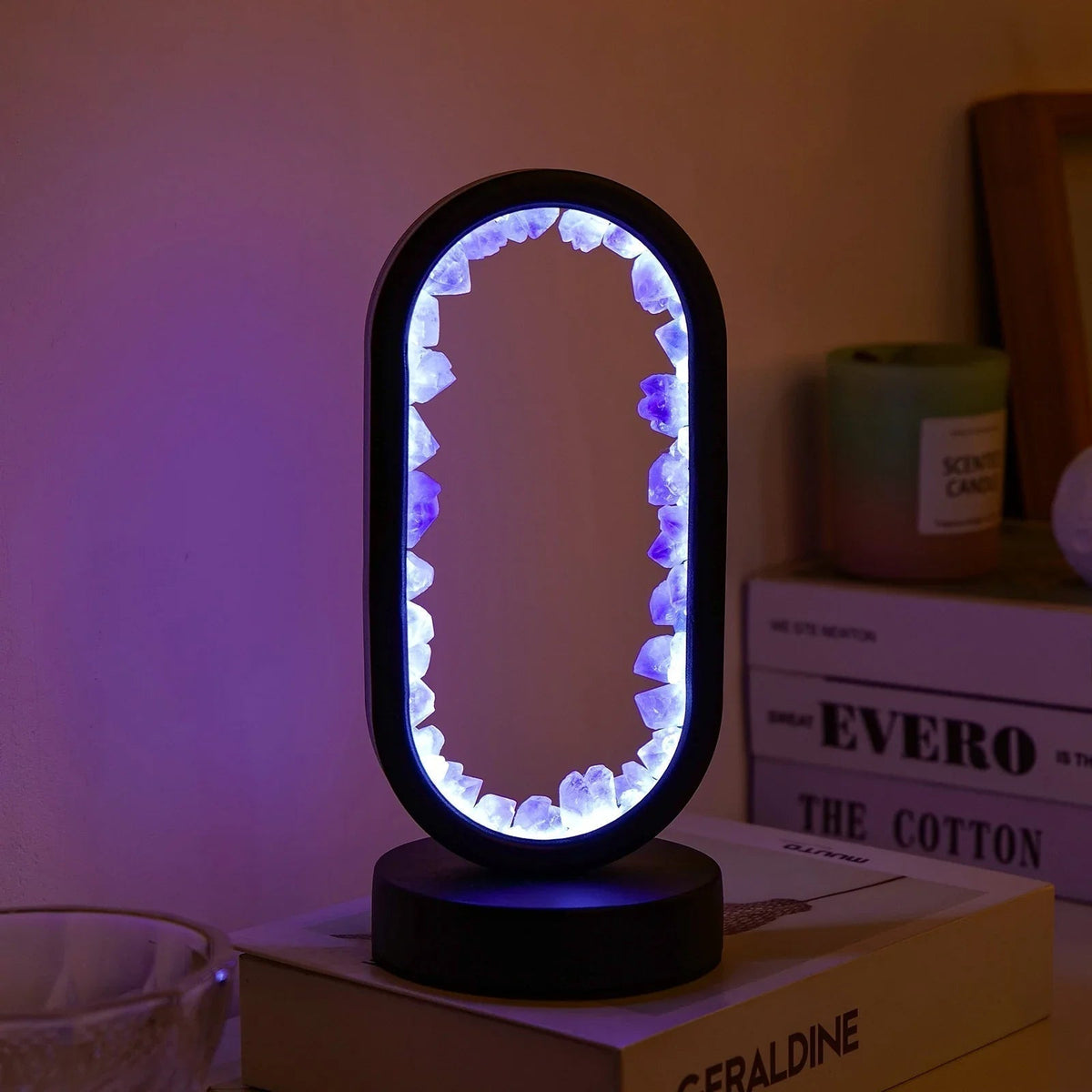 Amethyst-Kristall-Akzentlampe 8 Zoll, lilafarbenes Licht für Nachttische, Meditationsräume, Yogaräume, handgefertigte Edelsteinleuchte, E14-Fassung, max. 10 W | Thomler