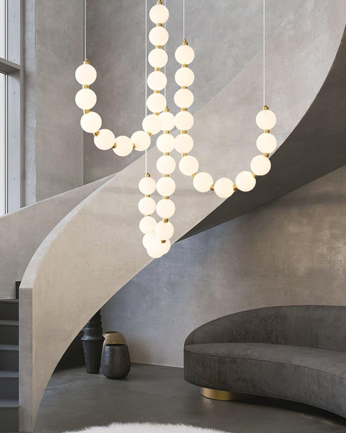 Lámpara colgante de globos de cristal en cascada, dorada y blanca, iluminación cenital contemporánea para barra de desayuno, comedor o salón, 39 pulgadas | Thomler